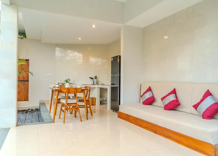 Villa Acarya *