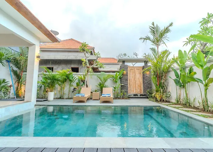 Villa Acarya *